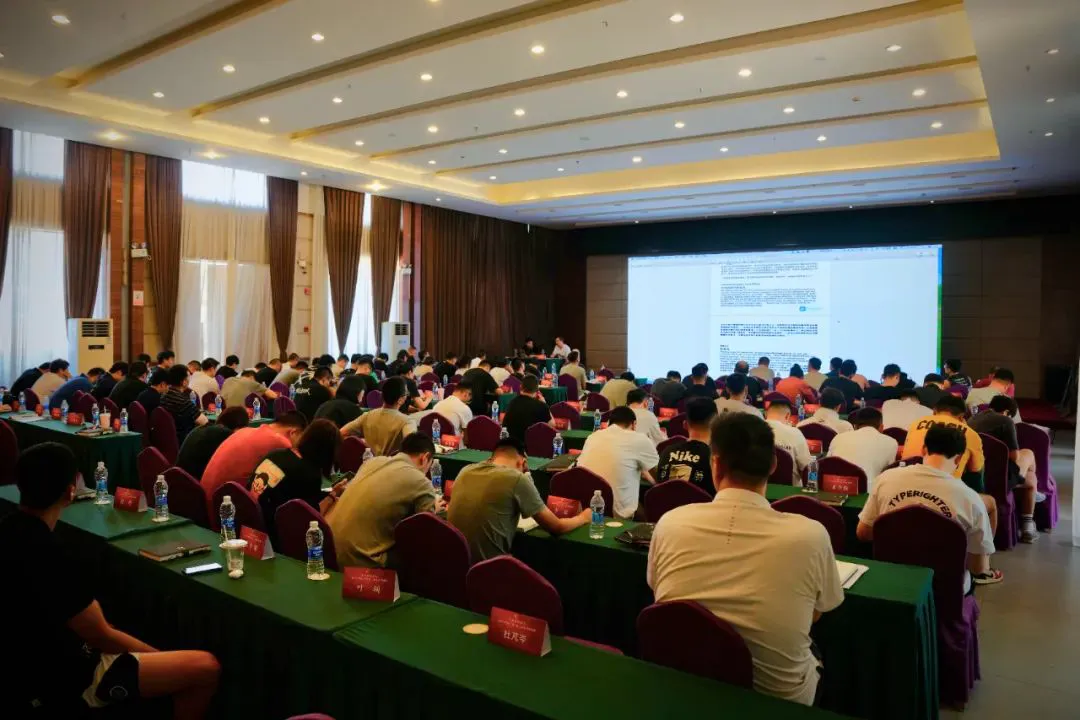 青少年篮球爱好者如何提升配合技巧?_0